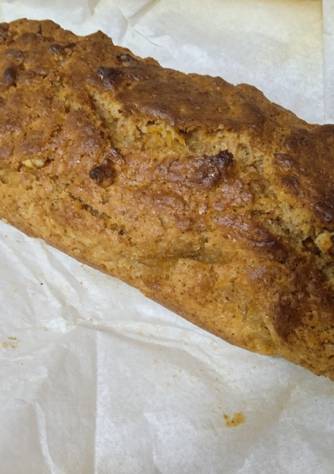 Una foto de Bizcocho vegano de zanahoria y nueces