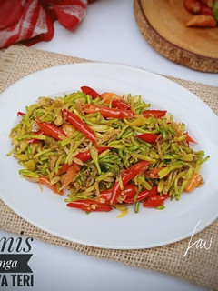 Foto resep Tumis Bunga Pepaya Teri + Tips Mengurangi Rasa Pahit