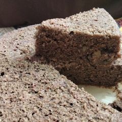 A picture of Whole ragi cake.