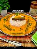 Drumstick Potato Yogurt Curry - Sahjan Aloo Besan Kadhi - Saragva Bateta Nu Khatiyo Shaak
