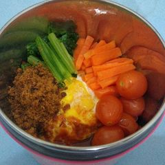 A picture of Bibimbap (Kost'made).