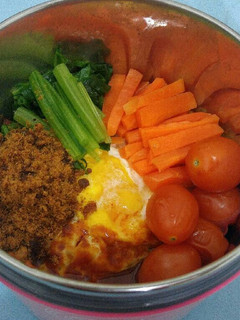 A picture of Bibimbap (Kost'made).
