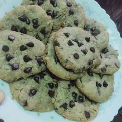 A picture of Chocolate chip cookies 😋😋.