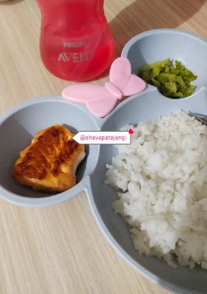 Foto resep Salmon Panggang Tanpa Minyak - Mpasi 1 Tahun (Hana 21 Bulan)