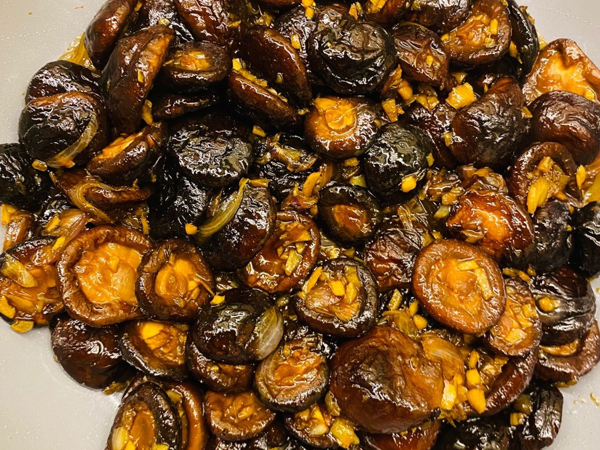 Nấm hương xào xì dầu vị teriyaki