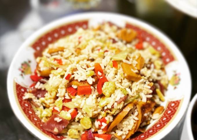 Resep Nasi Goreng Mentega Smoke Beef &amp; Sosis, Bikin Ngiler