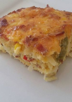 A picture of Egg & Hash Brown Casserole.