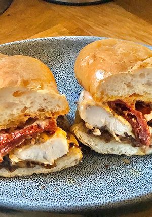 A picture of Chicken Cheesesteak Sandwich 🥪.