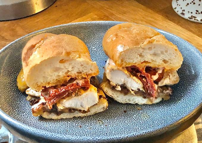 Step-by-Step Guide to Prepare Super Quick Homemade Chicken Cheesesteak Sandwich 🥪