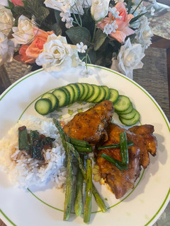 Hình của món Gà sốt mật ong (honey sauce chicken).