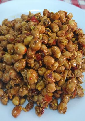 Hình của món Đậu phộng rang mắm tỏi.