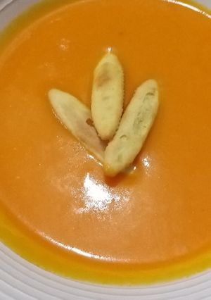 Una foto de Crema de zanahoria facilísima