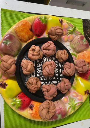 A picture of Beetroot cinnenamon rolls.