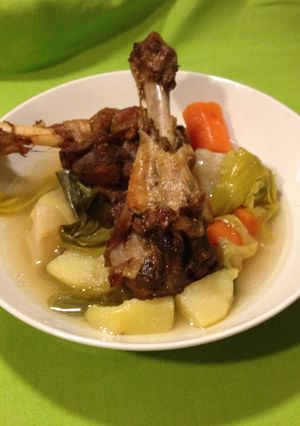 Une photo de Pot au feu au confit de Canard