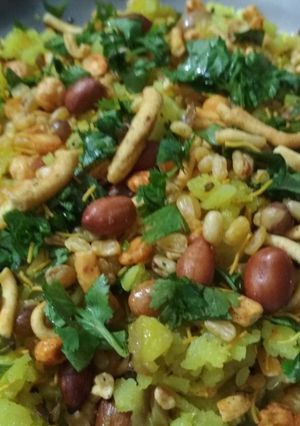 A picture of Garma Garam Poha.