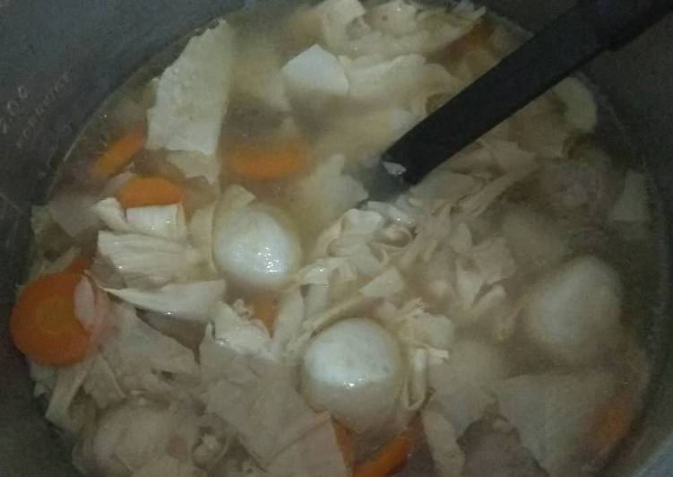 Sup bakso kembang tahu