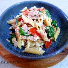 A picture of Tuna Pasta Salad.