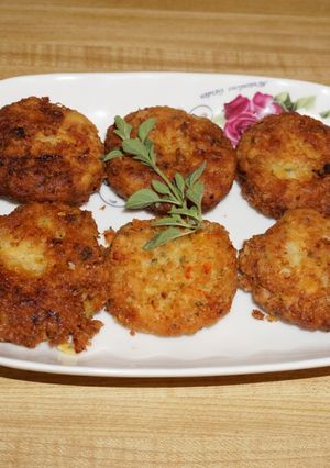 A picture of CHICKPEA CROQUETTES,VEGAN. JON STYLE.