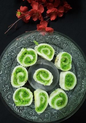রোল নারকেলি পিঠা রেসিপির প্রধান ছবি