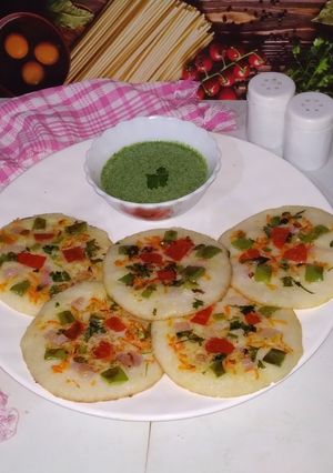 A picture of Poha uttapam.