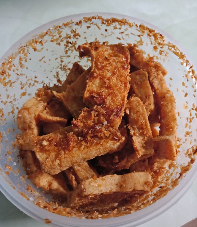 Hình của món Đậu hủ chiên giòn lắc xả.