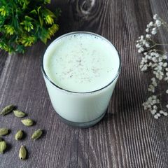 A picture of Cardamom/Elaichi flavoured milk..