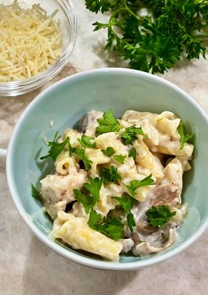 A picture of Creamy Chicken Pasta.