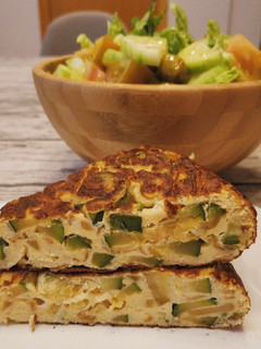 Una foto de Tortilla de Calabacín y Cebolla