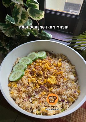 Gambar 18:6:26 - Nasi goreng ikan masin