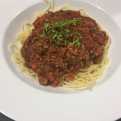 A picture of Spaghetti Bolognese.