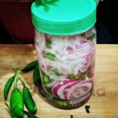 A picture of Sirka onion achar.