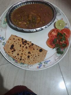 दम आलू (dum aloo recipe in Hindi) रेसिपी मुख्य फोटो