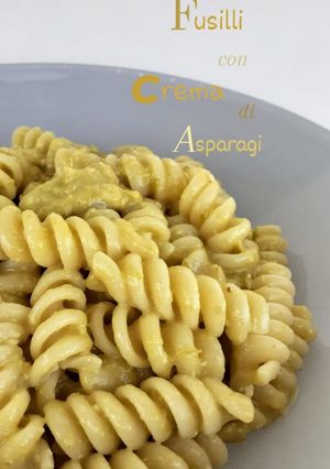 Foto di Pasta con crema di asparagi