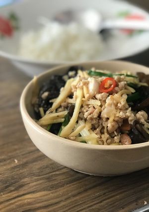 รูปของ หมูสับผัดขิง
