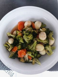 Foto resep Ca brokoli telur puyuh
