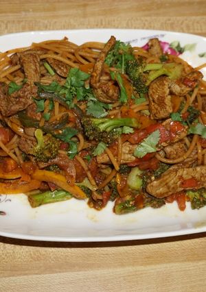 A picture of Red Lentil Spaghetti with Sautéed Beef – Jon Style.