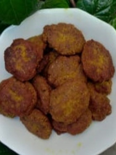 மட்டன் மசாலா வடை(mutton masala vadai recipe in tamil) செய்முறை முக்கிய புகைப்படம்