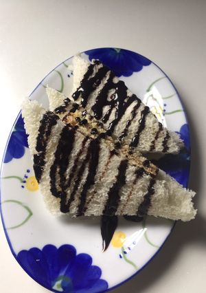A picture of Chocolate sandwich.
