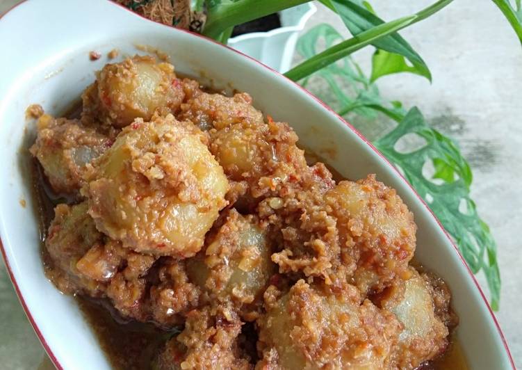 Cara Gampang Membuat Cilok bumbu kacang, Bisa Manjain Lidah