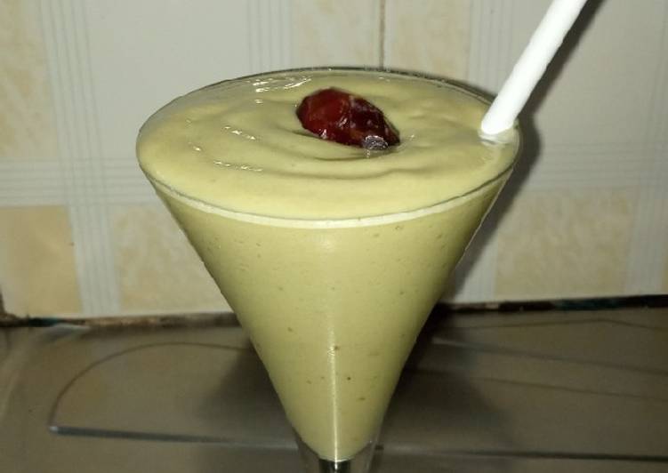 Steps to Make Any-night-of-the-week Banana-avocado smoothie 🍌🥑🍌🥑