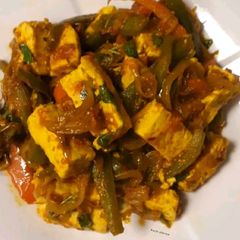 A picture of Paneer Jalfrezi.