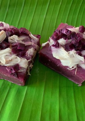 รูปของ ขนมมันม่วงนึ่ง🍠🍠