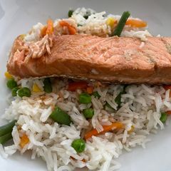 A picture of Teriyaki Salmon.