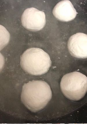 रसगुल्ला(rasgulla recipe in hindi) रेसिपी मुख्य फोटो