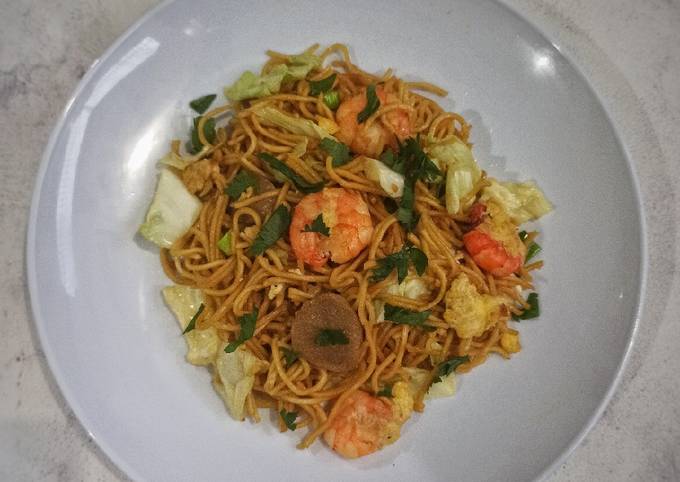 Cara Memasak Resep Mie Goreng Udang Bakso