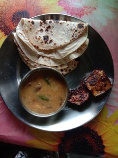 আটা ময়দার রুটি (atta maidar rooti recipe in Bengali) রেসিপির প্রধান ছবি
