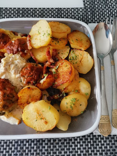 Gombás húsgombóc tejszínes szószban gluténmentesen recept fotója