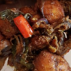 A picture of Fried Chicken Dry Roast.