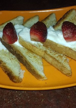 बटर मलाई टोस्ट (Butter Malai Toast recipe in Hindi) रेसिपी मुख्य फोटो
