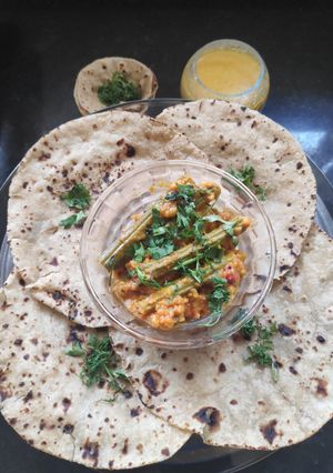 A picture of Drumsticks Curry.